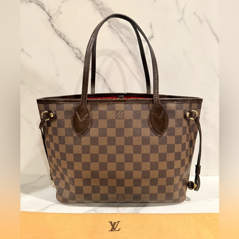 Louis Vuitton Neverfull Pm